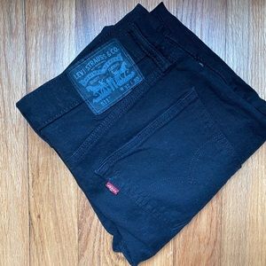 Levi’s Black 511 32x30 Like new!